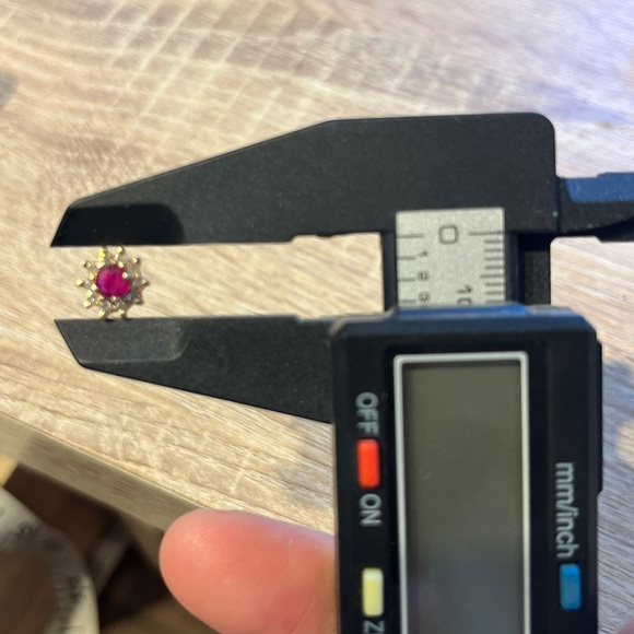 14k Gold ruby and diamond Stud Earrings - Picture 7 of 7